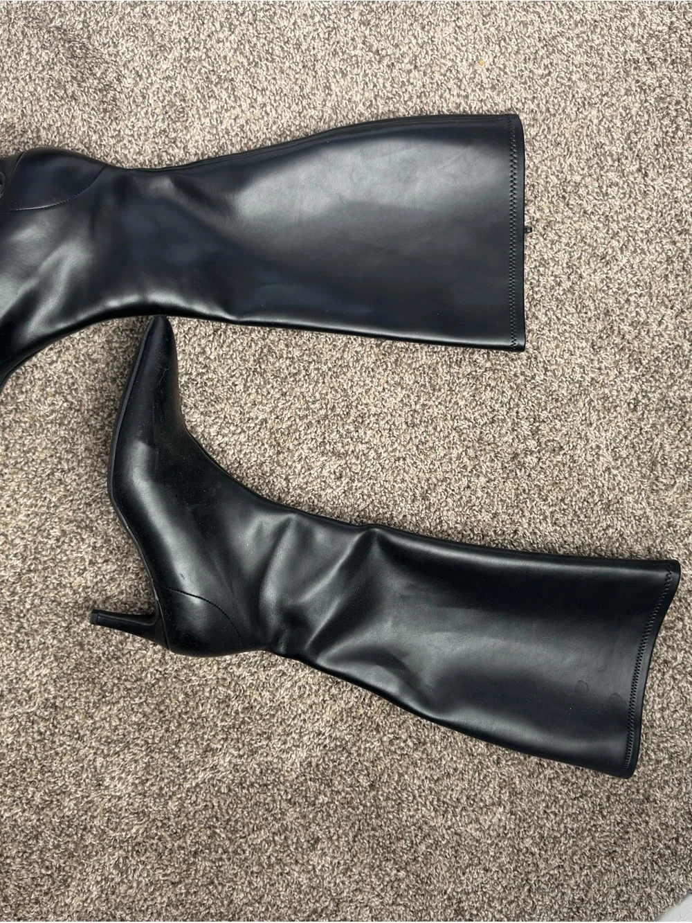 Classic Black Knee-High Leather Stiletto Boots